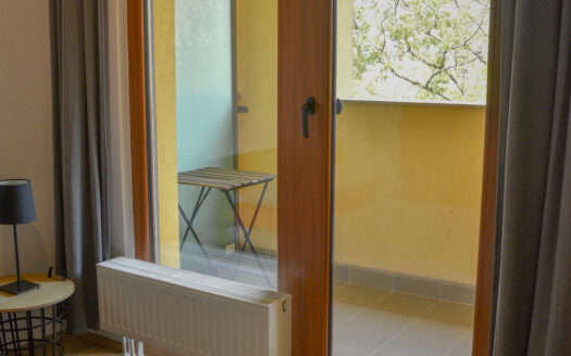 Cozy and spacious 1 bedroom apartment with terrace by the Danube, district 13