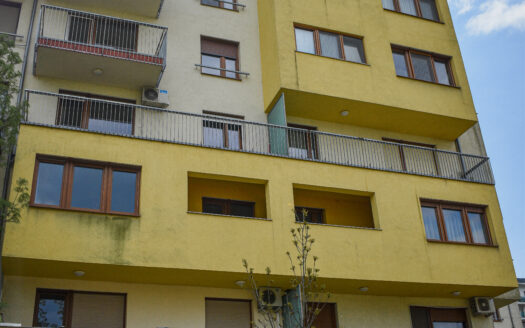 Cozy and spacious 1 bedroom apartment with terrace by the Danube, district 13