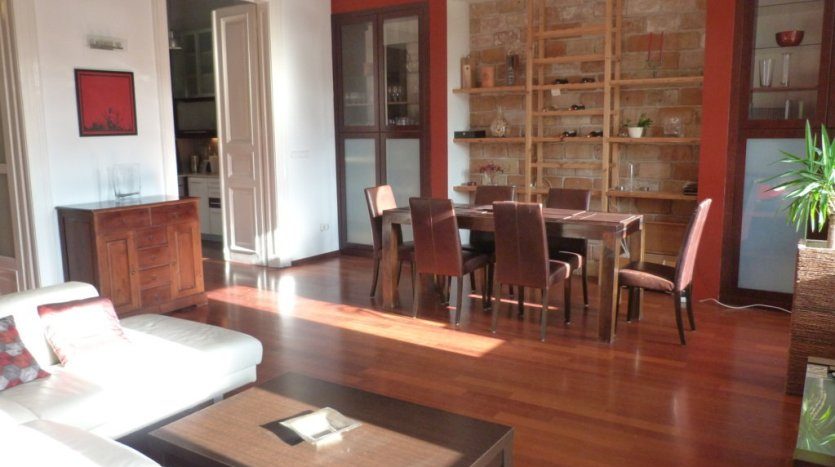 Newly-renovated Budapest property on District 1- Panoramic views on Buda Hills, and the Citadel