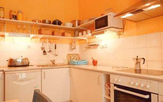 Perfect location in Budapest downtown- Eötvös street LIVING ROOM +3BEDROOMS!!