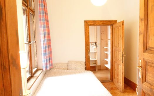 Perfect location in Budapest downtown- Eötvös street LIVING ROOM +3BEDROOMS!!