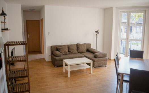 Spacious and bright one bedroom apartment for rent near the M2 metro with balcony!